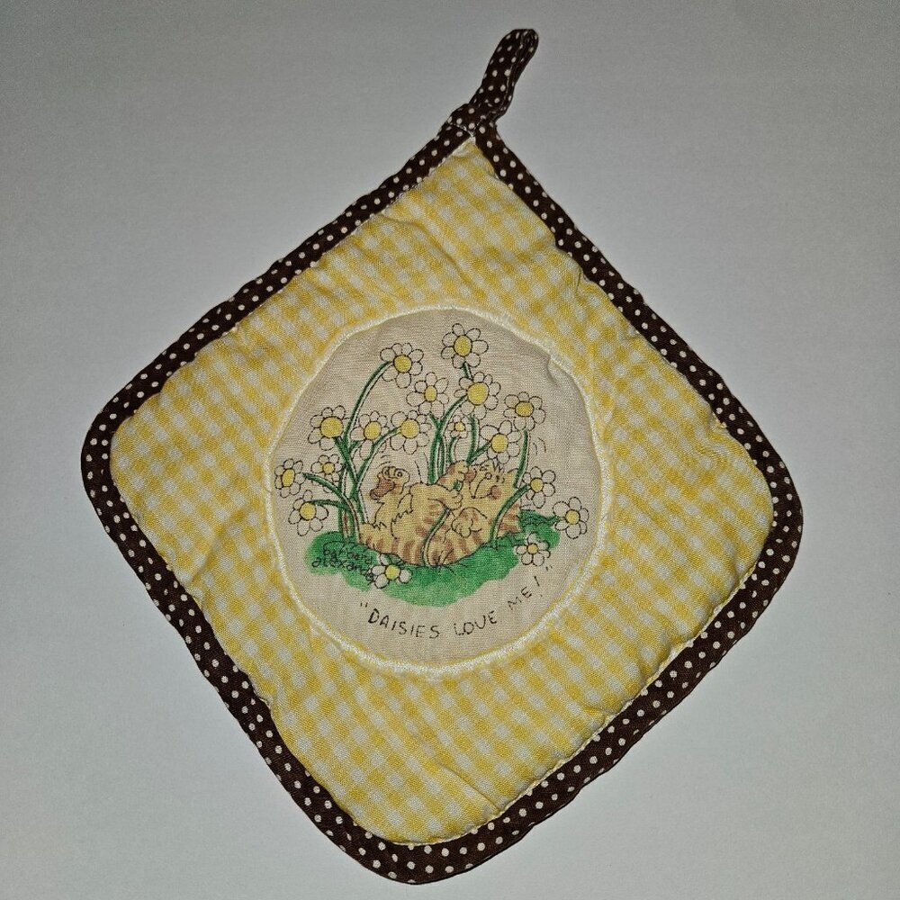 VTG Daisies Love Me Potholder Yellow Brown Flowers Cat Barbara Alexander